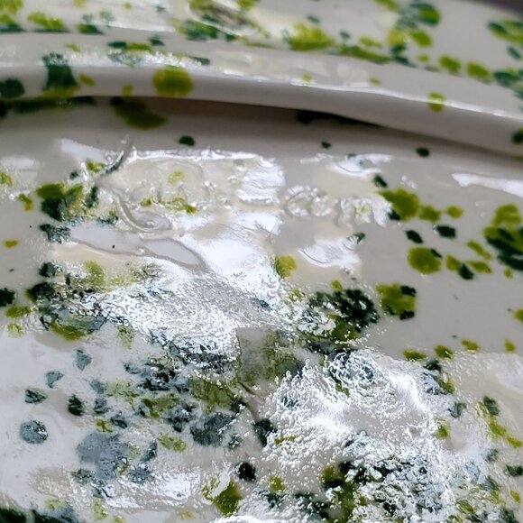 VTG Ceramic Holly Leaf-Shaped serving Tray Green White Splatter 1970's MCM - Picture 9 of 12